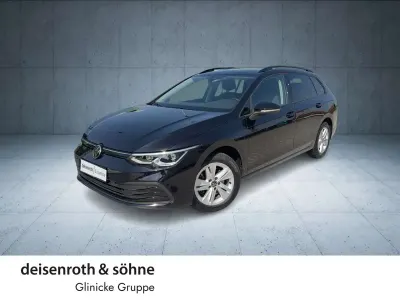 Gebraucht VW Golf VIII Life 116 PS (85 kW) 2023 Deep black perleffekt Kombi