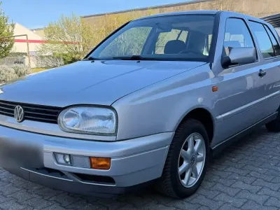 Brugt VW Golf III 90 HK (66 kW) 1995 Sølv Sedan