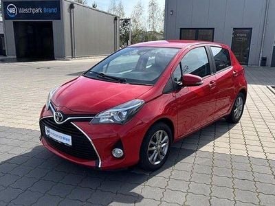Gebraucht Toyota Yaris Edition-S 99 PS (72 kW) 2017 Rot Kleinwagen