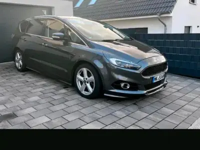 Second-hand Ford S-MAX ST-Line 179 CP (131 kW) 2015 Gri Monovolum