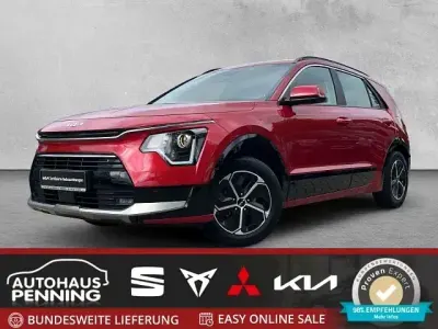 Gebraucht Kia Niro Vision 141 PS (103 kW) 2023 Rot SUV