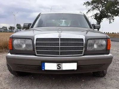 Używany Mercedes S420 SE 204 KM (150 kW) 1987 Szary Sedan/Limuzyna