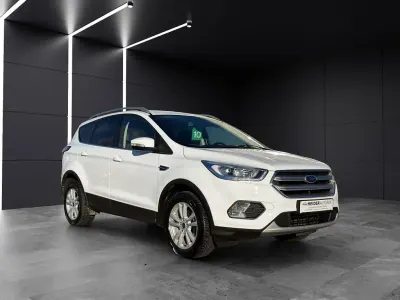 Używany Ford Kuga Cool & Connect 150 KM (110 kW) 2017 Biały SUV