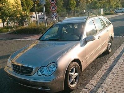 Mercedes C200