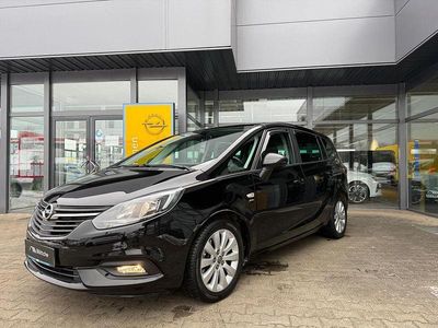 Schwarz Gebraucht 2018 Opel Zafira Active Van / Kleinbus | 14.990 € (Fairer Preis)