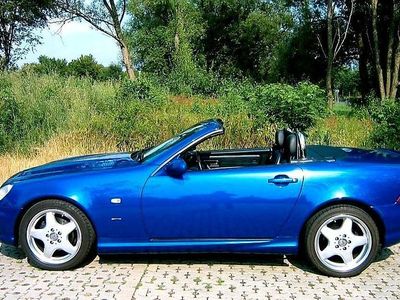 Usata Mercedes SLK200 AMG 136 CV (100 kW) 1997 Blu Cabrio