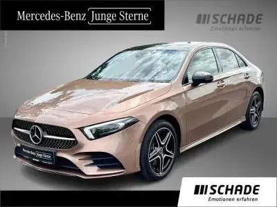 Gebraucht Mercedes A250 AMG line 218 PS (160 kW) 2022 Manufaktur exklusiv roségold metallic Limousine