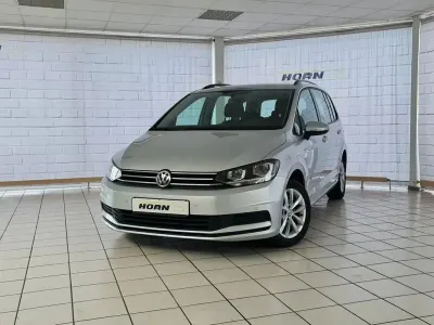Gebraucht VW Touran Comfortline 150 PS (110 kW) 2019 Silber Van / Kleinbus