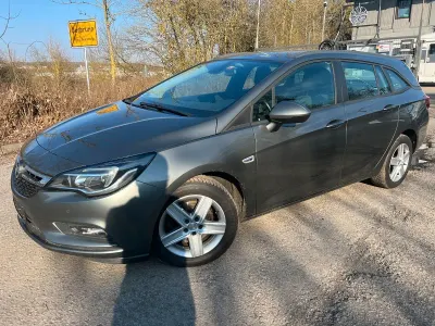 Gebraucht Opel Astra Dynamic 136 PS (100 kW) 2018 Grau Kombi