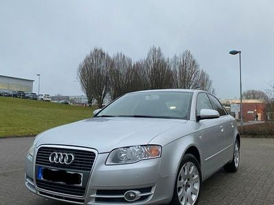 gebraucht Audi A4 Baujahr 2006, Benziner, Schalter, 170000km