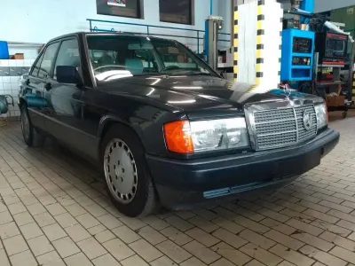 Gebraucht Mercedes 190 1992 Schwarz Limousine