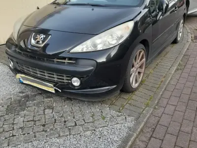 Gebraucht Peugeot 207 CC 150 PS (110 kW) 2008 Schwarz Cabrio