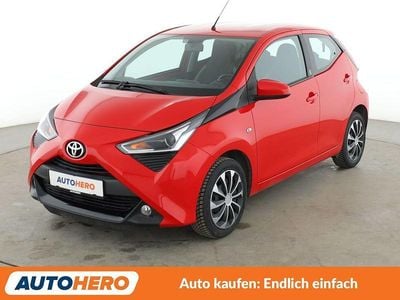 Usata Toyota Aygo X-play 72 CV (52 kW) 2021 Rosso Utilitaria