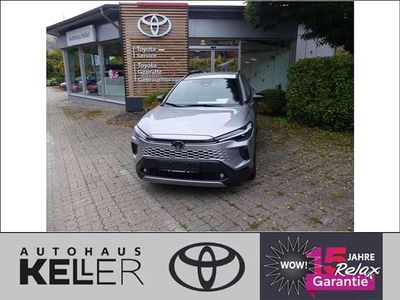 Metal stream Gebraucht 2025 Toyota Corolla Cross SUV | 40.960 € (Etwas zu teuer)