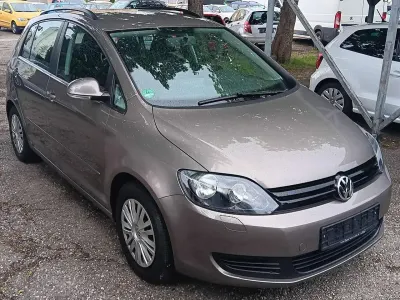 Brugt VW Golf VI Trendline 102 HK (75 kW) 2009 Brun Hatchback