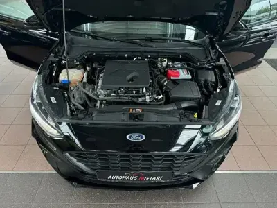 Gebraucht Ford Focus ST-Line 155 PS (114 kW) 2019 Schwarz Limousine