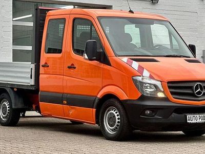 Gebraucht Mercedes Sprinter 143 PS (105 kW) 2017 Orange Van