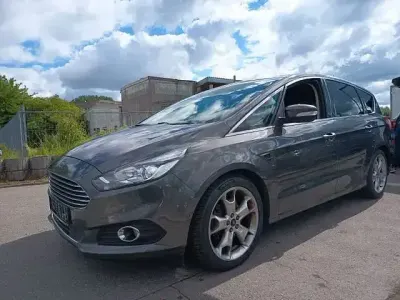 Gebraucht Ford S-MAX Titanium 209 PS (153 kW) 2016 Magnetic Van / Kleinbus