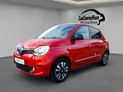 Usata Renault Twingo 60 kW (82 CV) 2023 Rosso Utilitaria