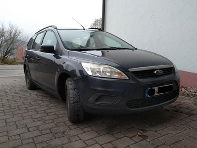 Grau Gebraucht 2008 Ford Focus Kombi | 1.890 € (Guter Preis)