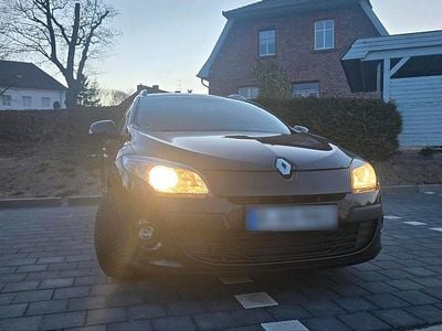 Gebraucht Renault Mégane GrandTour 131 PS (96 kW) 2011 Kombi