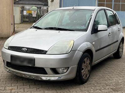 gebraucht Ford Fiesta 5 Türer 1,4Benziner mit*Klima*