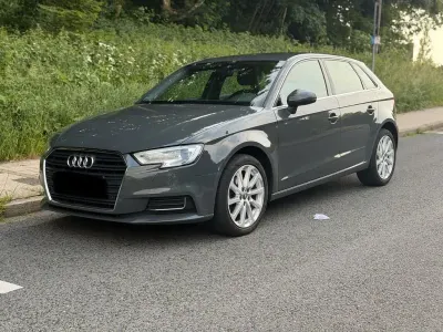 Gebraucht Audi A3 Attraction 150 PS (110 kW) 2017 Schwarz Limousine