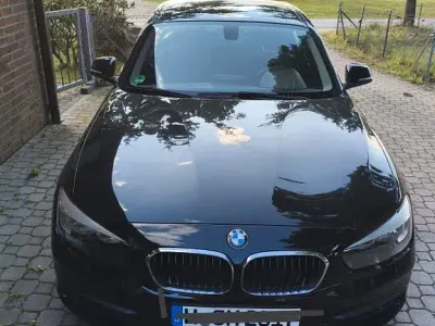 Gebraucht BMW 116 109 PS (80 kW) 2015 Schwarz Kleinwagen