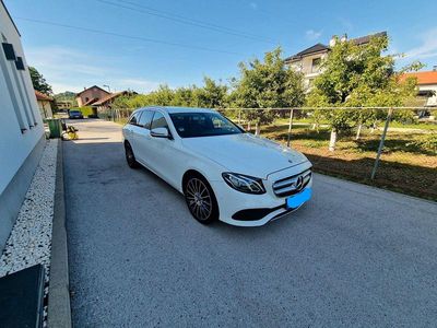 Mercedes E200