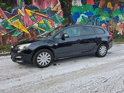 Schwarz Gebraucht 2014 Opel Astra Energy Kombi | 2.650 € (Guter Preis)