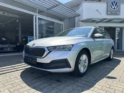 Gebraucht Skoda Octavia 116 PS (85 kW) 2021 Silber Kombi