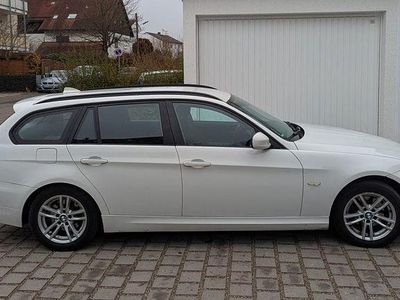 Weiß Gebraucht 2010 BMW 316 Kombi | 3.300 € (Superpreis)