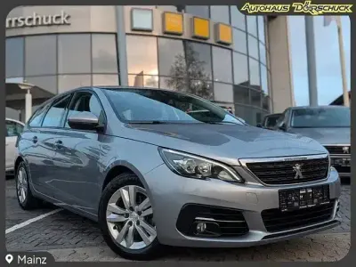 Second-hand Peugeot 308 SW Active 132 CP (97 kW) 2021 Gri Break