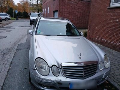 Mercedes E220