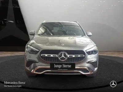 Gebraucht Mercedes GLA180 Progressive 116 PS (85 kW) 2025 Grau SUV