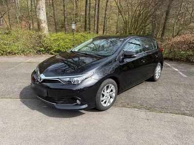 Usata Toyota Auris Edition-S 118 CV (86 kW) 2017 Nero Berlina