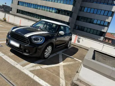 Usata Mini Cooper Essential 136 CV (100 kW) 2020 Nero Utilitaria