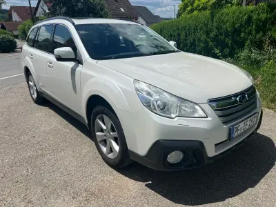 Gebraucht Subaru Outback Active 167 PS (122 kW) 2014 Weiß Kombi