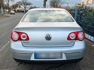 Gebraucht VW Passat 105 PS (77 kW) 2007 Limousine