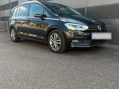 Gebraucht VW Touran Sound 150 PS (110 kW) 2018 Schwarz Van / Kleinbus