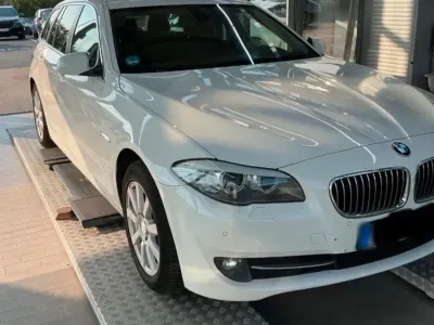 Gebraucht BMW 520 184 PS (135 kW) 2012 Weiß Kombi