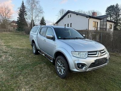 Gebraucht Mitsubishi L200 178 PS (130 kW) 2015 Silber Pickup