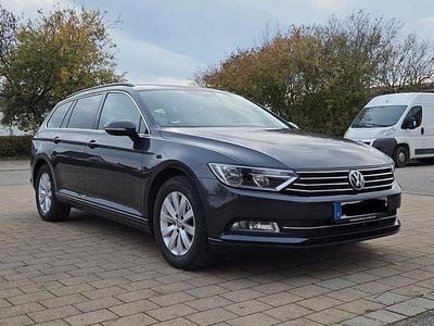 Gebraucht VW Passat Comfortline 150 PS (110 kW) 2018 Grau Kombi