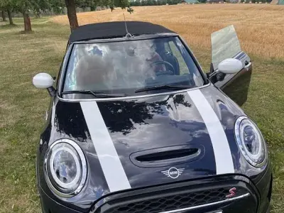 Gebraucht Mini Cooper S Cabriolet 178 PS (130 kW) 2022 Schwarz Cabrio