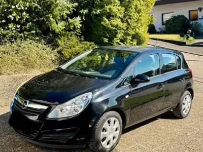 Gebraucht Opel Corsa 90 PS (66 kW) 2009 Schwarz Kleinwagen