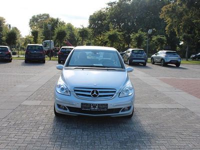Używany Mercedes B170 116 KM (85 kW) 2006 Srebrny Minivan