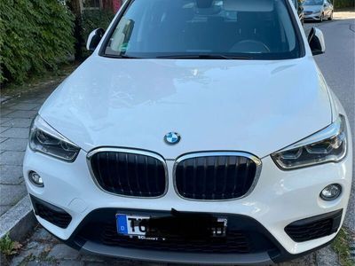 gebraucht BMW X1 xSDrive18D: neuer Service + Bremsen