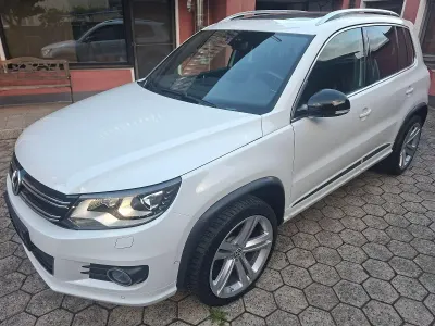 Gebraucht VW Tiguan R-line 140 PS (102 kW) 2015 Weiß SUV