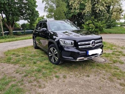 Mercedes GLB200