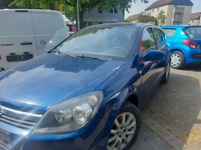 Brugt Opel Astra Edition+ 105 HK (77 kW) 2006 Blå Sedan